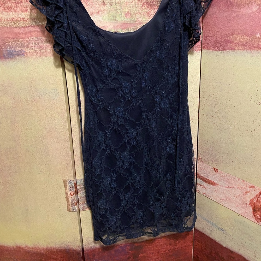 Trixxi Navy Blue Lace Fitted Short Dress M - Picture 2 of 3